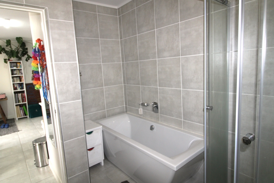 To Let 1 Bedroom Property for Rent in Greenbay Eco Estate Western Cape